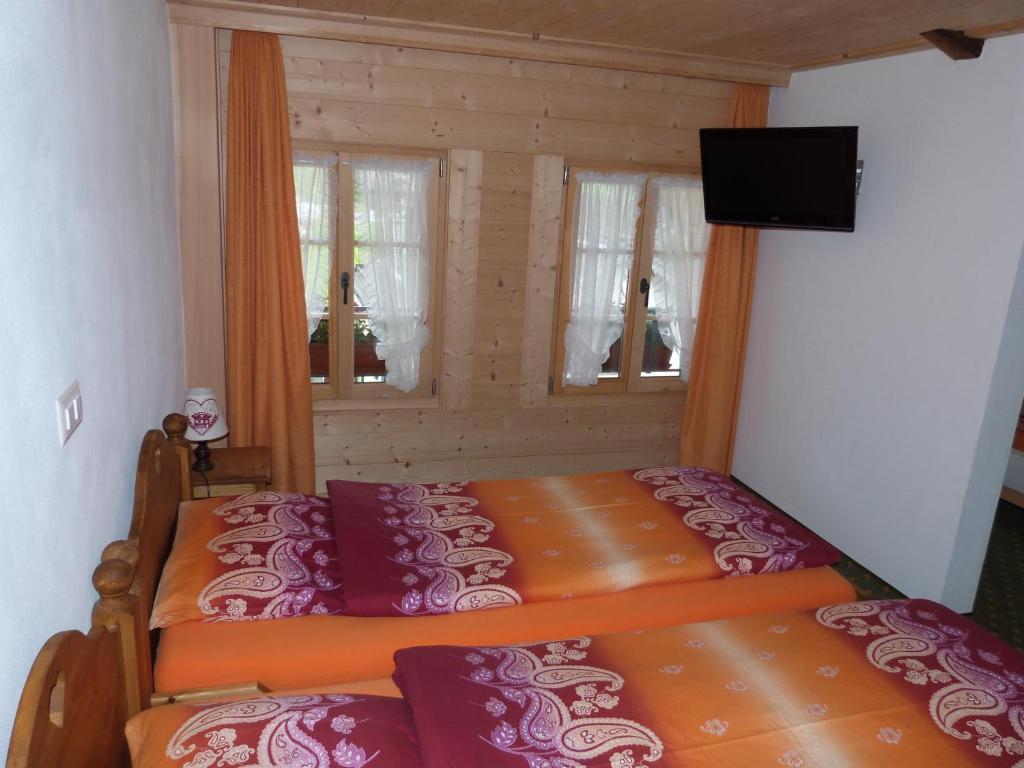 Hotel De Ville Rossiniere Room photo